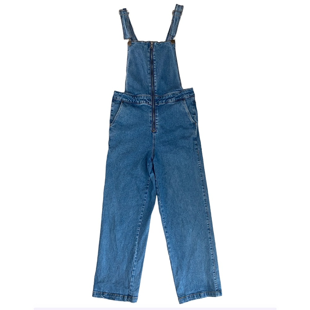 Cotton On Light Wash Cropped Jean Overalls, Women’s Size 6